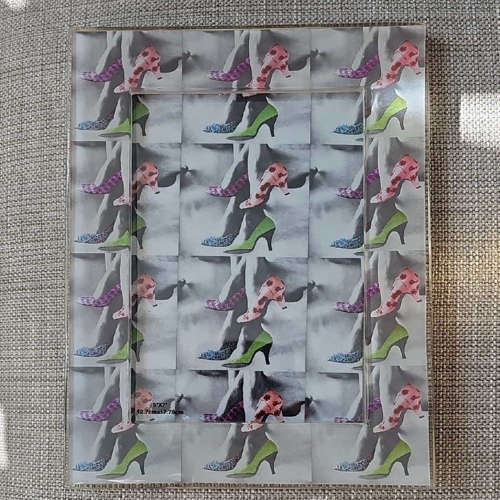 Colorful High Heel Patterned Frame